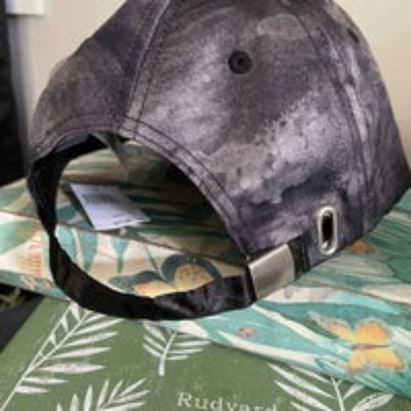 NWT Disney NBC Jack Reverse Sequins Hat - Picture 5 of 5